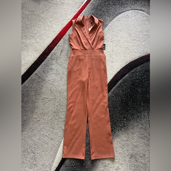 Express Carmel Sleeveless Blazer Jumpsuit - Picture 2 of 6